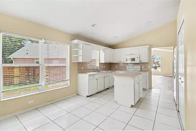 1040 Pineview Court, Apopka, FL 32712 - Photo 5