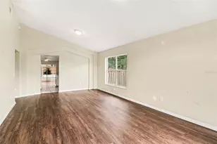 1040 Pineview Ct, Apopka, FL 32712 - Photo 3