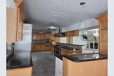 1416 49th Avenue NE, Saint Petersburg, FL 33703 - Photo 9