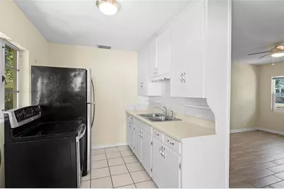 1629 Dauphin Lane, Orlando, FL 32803 - Photo 7