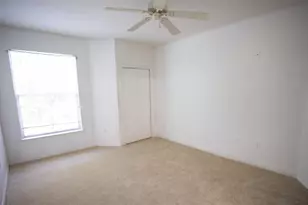 8812 Dunes Ct, Kissimmee, FL 34747 - Photo 17
