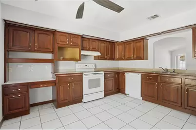 112 Augusta Circle, Saint Cloud, FL 34769 - Photo 9