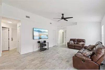 2744 Palm Isle Way, Orlando, FL 32829 - Photo 3