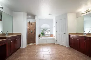 2469 Orsota Cir, Ocoee, FL 34761 - Photo 11