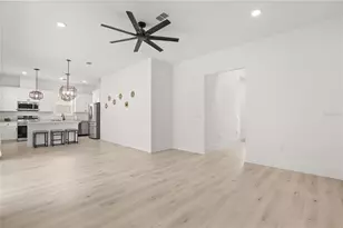 2137 Brighton Ln, Orlando, FL 32817 - Photo 3