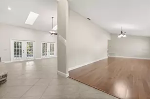 5321 Foxshire Ct, Orlando, FL 32819 - Photo 3
