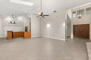 5321 Foxshire Ct, Orlando, FL 32819 - Photo 9