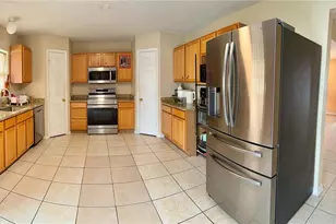 510 Lobelia Dr, Davenport, FL 33837 - Photo 3