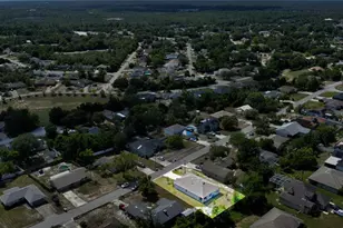 2033 E Gloria Dr, Deltona, FL 32725 - Photo 3