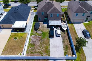 1957 Red Canyon Dr, Kissimmee, FL 34744 - Photo 3