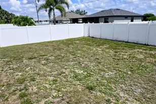 706 NW 1st Ln, Cape Coral, FL 33993 - Photo 25