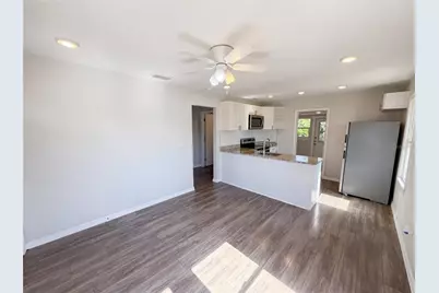 5005 Tangerine Avenue S, Gulfport, FL 33707 - Photo 9