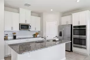 895 Sydney St, Davenport, FL 33837 - Photo 7