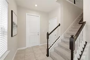 895 Sydney St, Davenport, FL 33837 - Photo 5