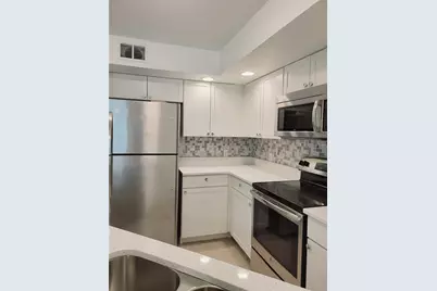 4528 Commander Drive #2011, Orlando, FL 32822 - Photo 7