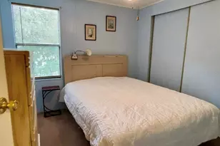 36335 Bonney Dr, Zephyrhills, FL 33541 - Photo 17