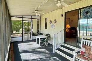 36335 Bonney Dr, Zephyrhills, FL 33541 - Photo 7