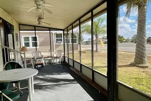 36335 Bonney Dr, Zephyrhills, FL 33541 - Photo 5