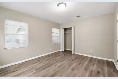 6014 S 6th Street, Tampa, FL 33611 - Photo 31