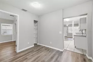 6014 S 6th St, Tampa, FL 33611 - Photo 21