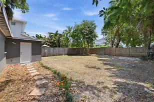 6014 S 6th St, Tampa, FL 33611 - Photo 37