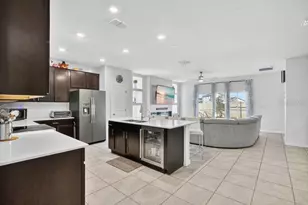 2068 Live Oak Ridge Rd, Kissimmee, FL 34746 - Photo 5