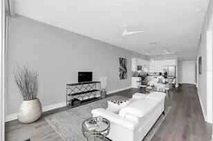 150 E Robinson St, Orlando, FL 32801 - Photo 9