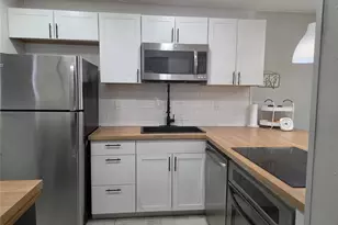 2850 N Powers Dr, Orlando, FL 32818 - Photo 5