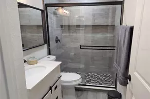 2850 N Powers Dr, Orlando, FL 32818 - Photo 15