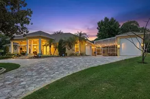 12128 Lakeshore Dr, Clermont, FL 34711 - Photo 1