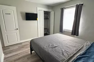 3910 E Ellicott St, Tampa, FL 33610 - Photo 9