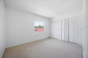535 Hunter Cir, Kissimmee, FL 34758 - Photo 11
