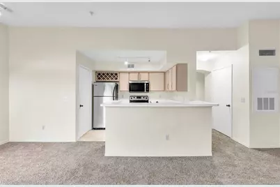 7280 Westpointe Boulevard #831, Orlando, FL 32835 - Photo 9