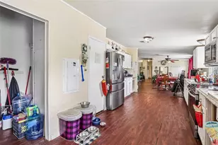 9085 Mercury Dr, Saint Cloud, FL 34773 - Photo 15