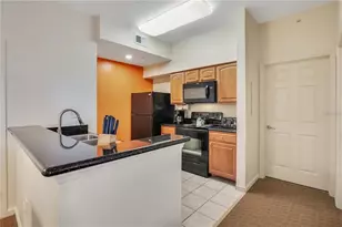 8101 Resort Village Dr, Orlando, FL 32821 - Photo 3