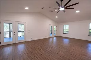 12691 SE 80th St, Morriston, FL 32668 - Photo 11