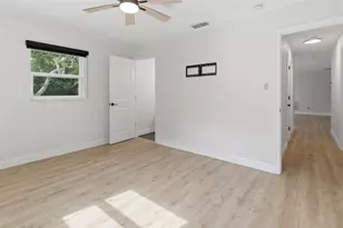 176 Lake Eva Dr, Oviedo, FL 32766 - Photo 15