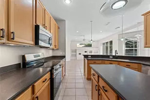 952 Moss Tree Pl, Longwood, FL 32750 - Photo 11