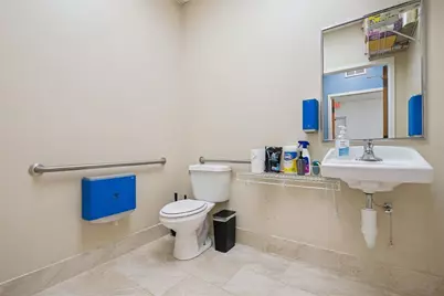 925 S Semoran Boulevard #103, Winter Park, FL 32792 - Photo 9