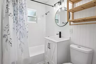 8403 N 46th Street, Tampa, FL 33617 - Photo 25
