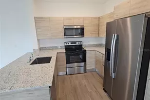 1201 Southstation Pl, Orlando, FL 32809 - Photo 11