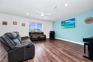 5433 Keaton Springs Dr, Lakeland, FL 33811 - Photo 13