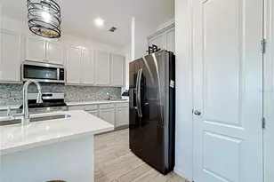 721 Benoi Dr, Davenport, FL 33896 - Photo 17