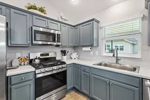 3359 Brianna Ln, The Villages, FL 32163 - Photo 9