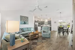 3359 Brianna Ln, The Villages, FL 32163 - Photo 7