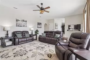 32628 View Haven Ln, Sorrento, FL 32776 - Photo 13