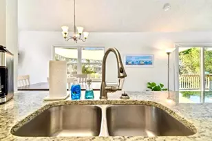 313 Crystal Beach Ave, Crystal Beach, FL 34681 - Photo 19