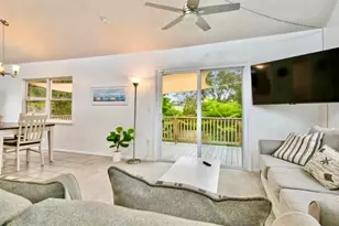 313 Crystal Beach Ave, Crystal Beach, FL 34681 - Photo 11