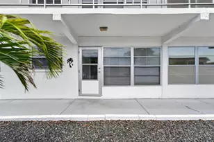 1221 Drew St, Clearwater, FL 33755 - Photo 5