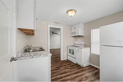 828 E 145th Avenue, Tampa, FL 33613 - Photo 7